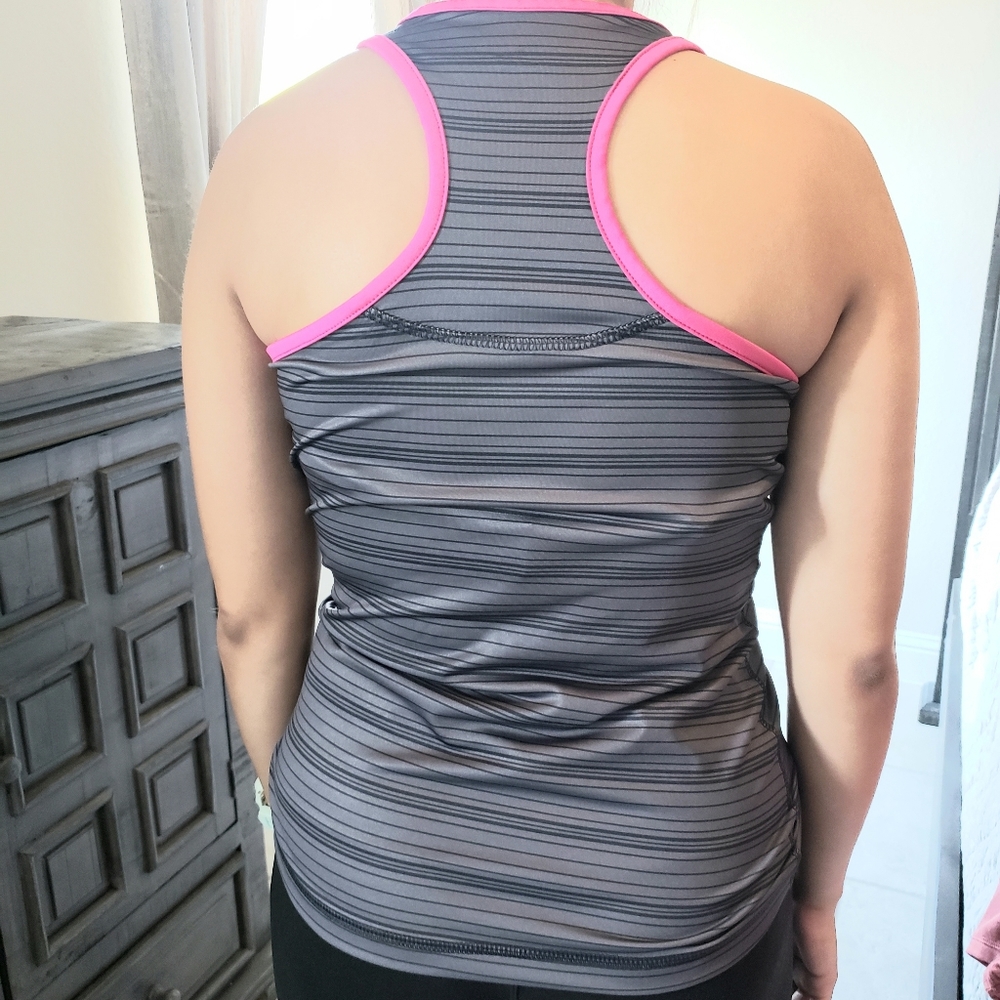 Razorback activewear